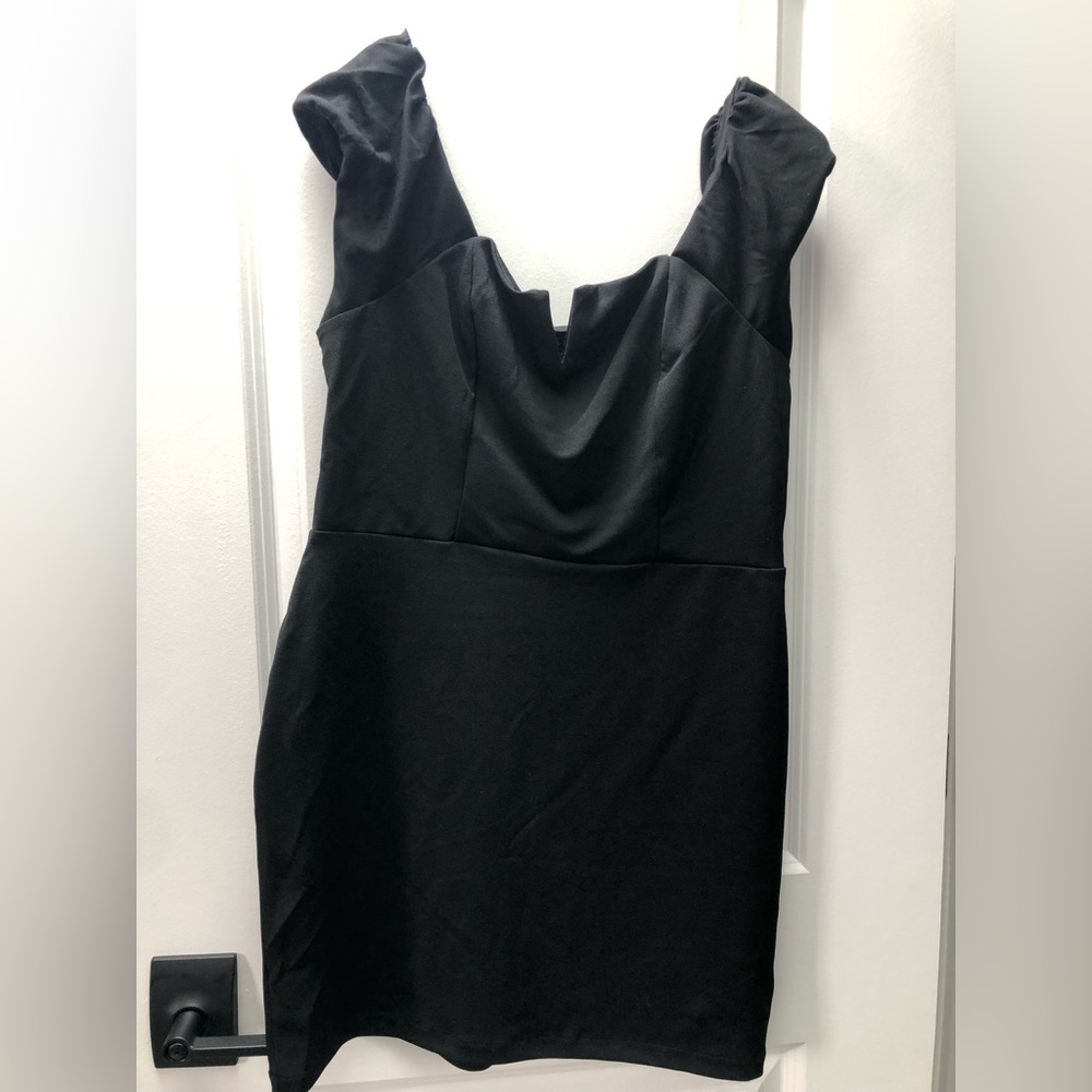 Puff sleeve Black Dress - New With Tags - juniors dept XL